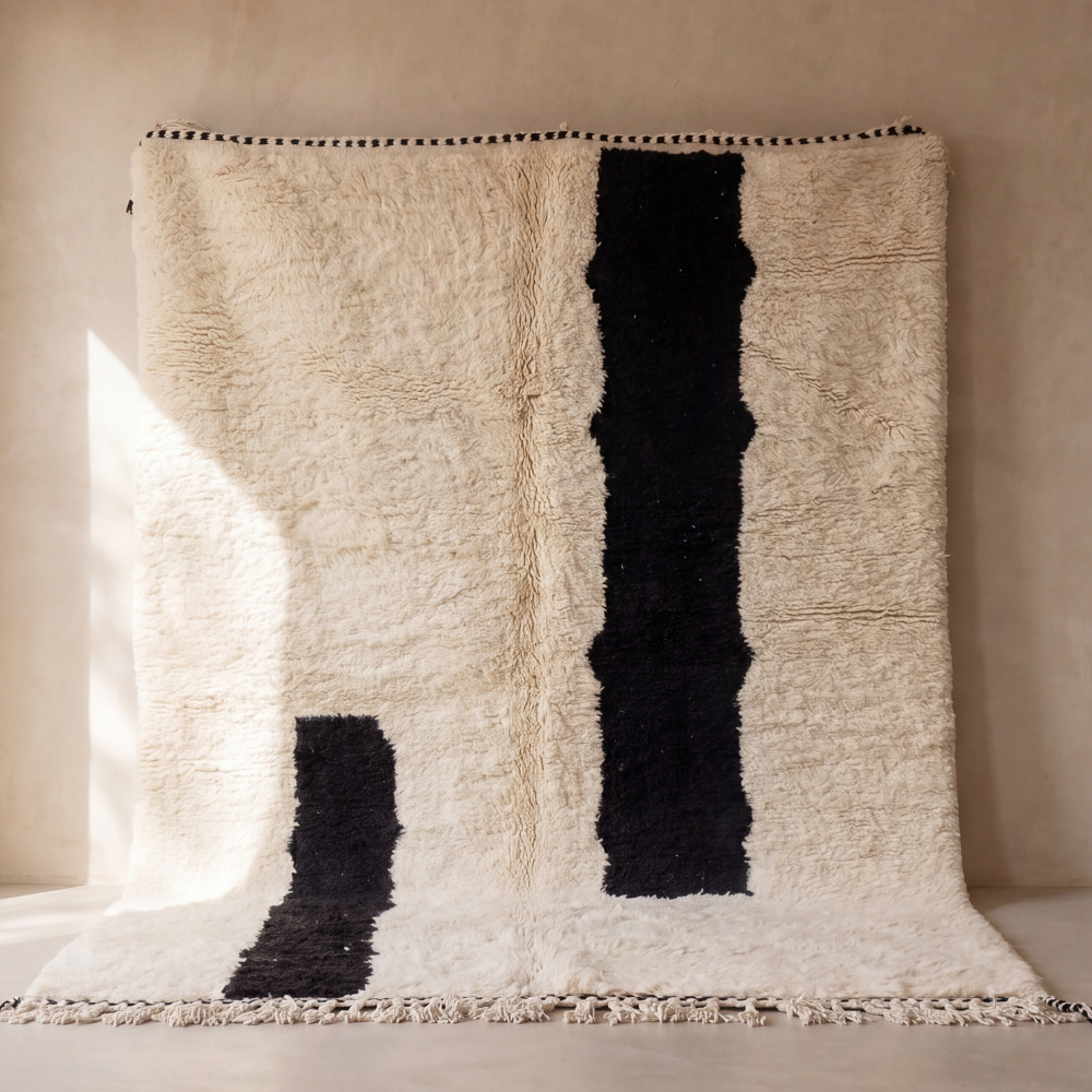Minimalist Beni Ourain Moroccan Rug - Black Ivory Wool Piece