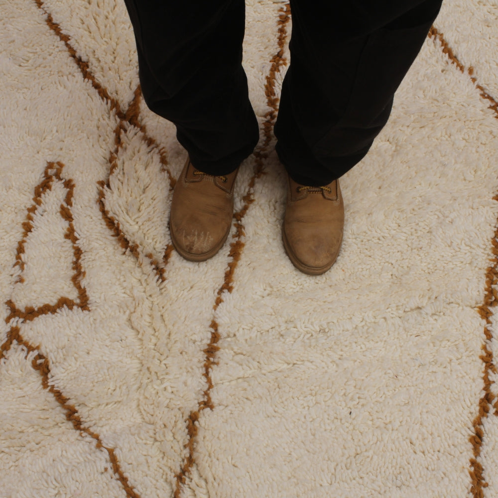 Traditional Moroccan Berber rug with ivory wool