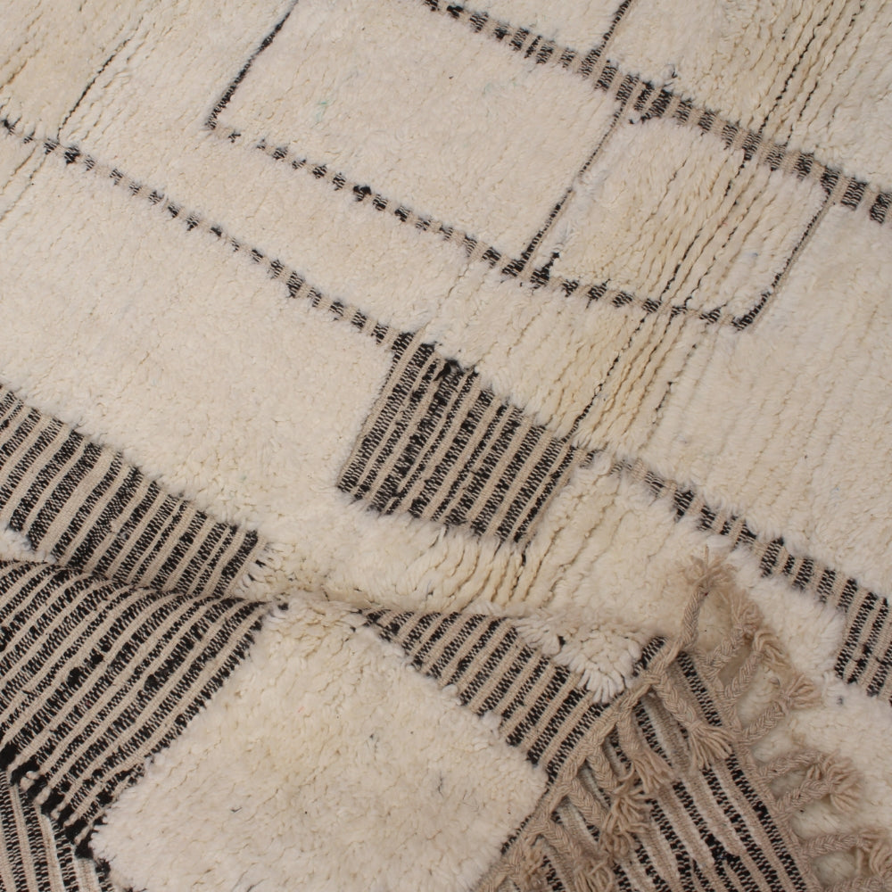 Authentic Beni Ouarain rug handmade in the Atlas Mountains