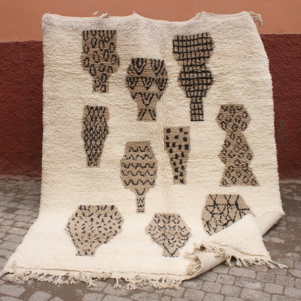 Handwoven Beni Ouarain wool rug from Morocco