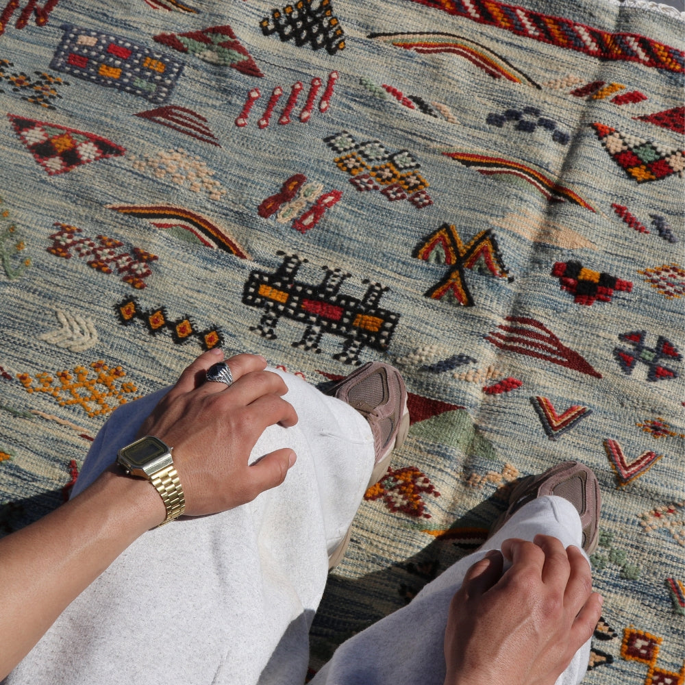 Moroccan Akhnif flatweave rug in grey tones with hand embroidery