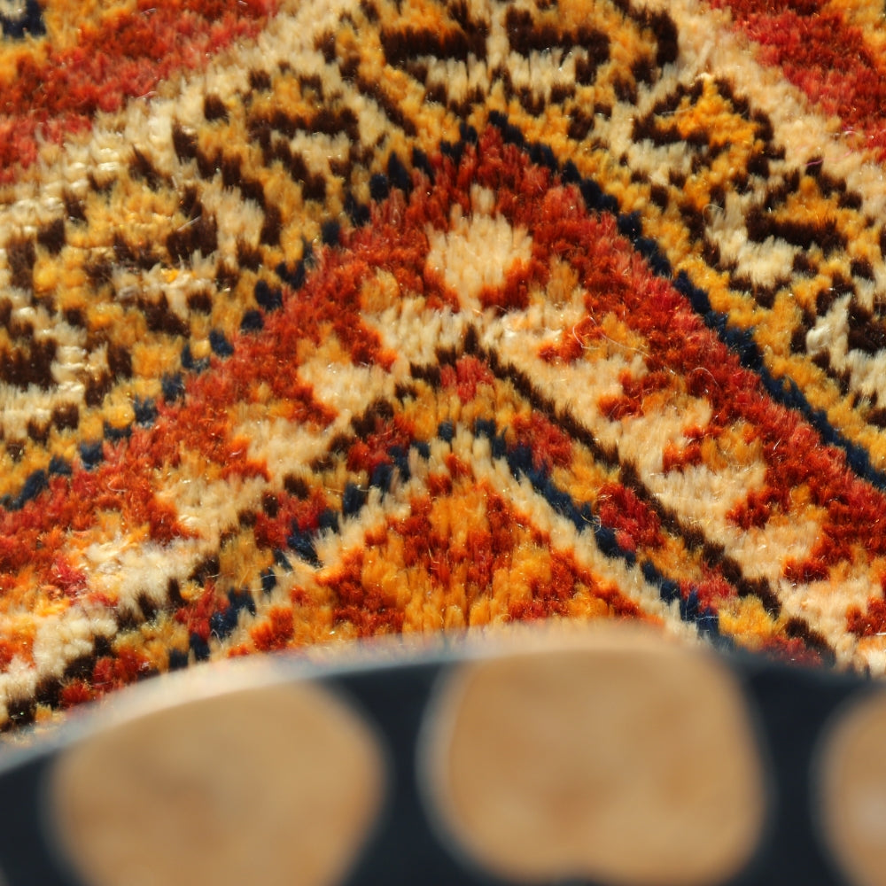 Artisan weaving detail of Takznat Moroccan rug