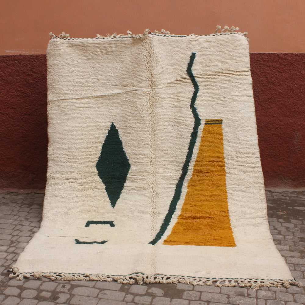 Modern Beni Ouarain rug with abstract geometric motifs